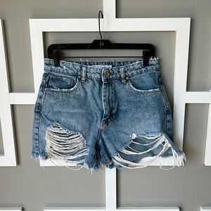 Zara Size 6 Distressed Jean Shorts